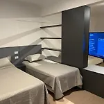 Apartamento para pessoas de família ou a negócio, Ap Lindo aconchegante no Brás próximo igreja Mundial,mercado municipal, 25 de março, templo Salomão, metro Dom Pedro ll, bancos, mercado e etc