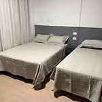 Apartamento para pessoas de família ou a negócio, Ap Lindo aconchegante no Brás próximo igreja Mundial,mercado municipal, 25 de março, templo Salomão, metro Dom Pedro ll, bancos, mercado e etc