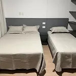 Apartamento para pessoas de família ou a negócio, Ap Lindo aconchegante no Brás próximo igreja Mundial,mercado municipal, 25 de março, templo Salomão, metro Dom Pedro ll, bancos, mercado e etc